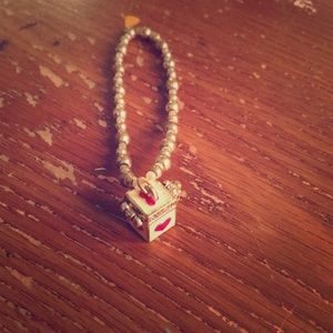 Heart box bracelet